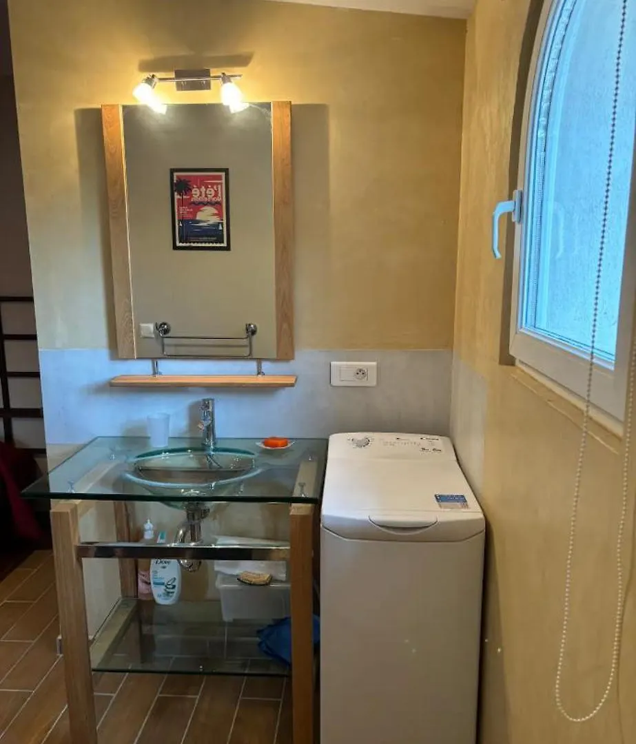 Studio 28 M2 Minimum 3 Nuits Marselha 0*,